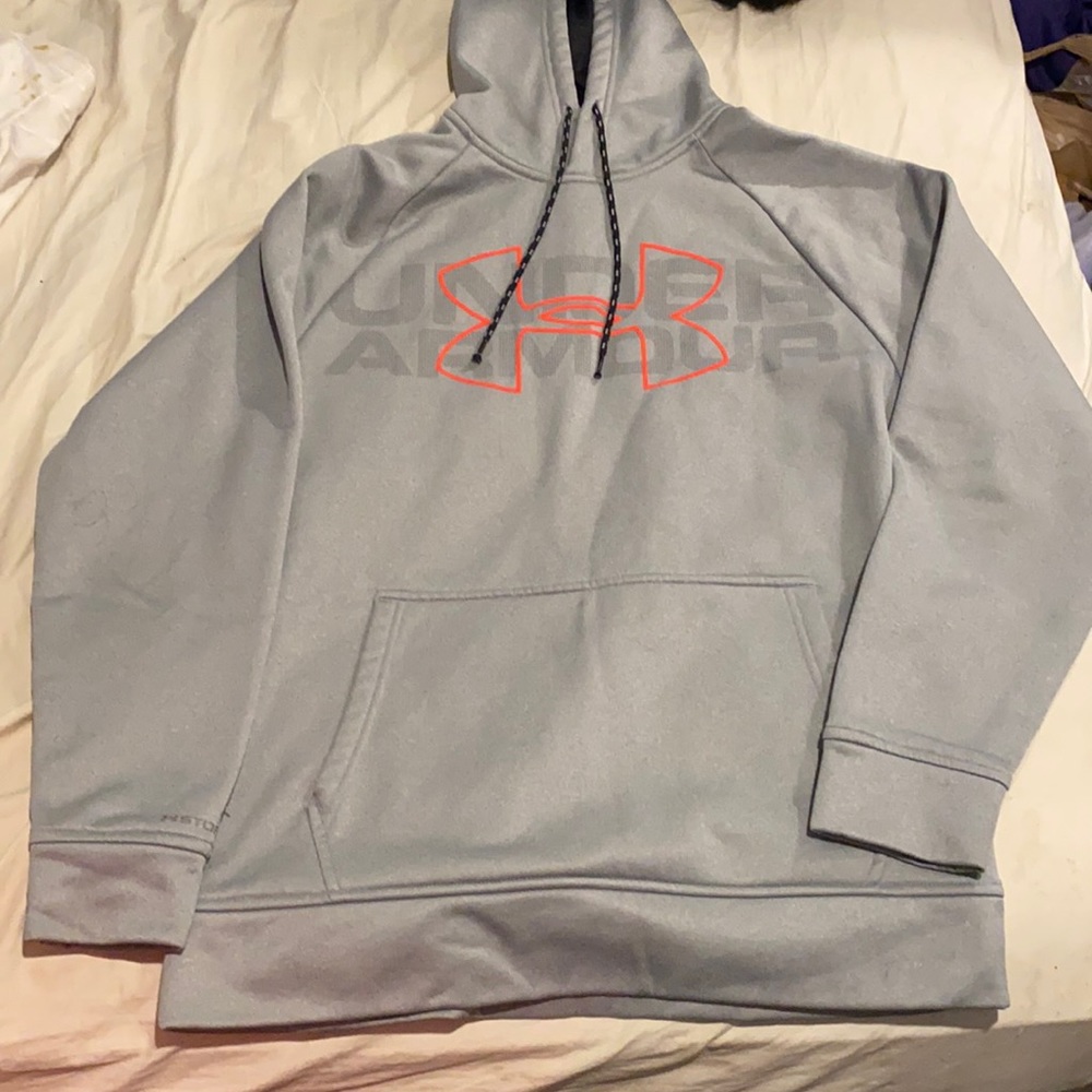 UnderArmor Hoodie